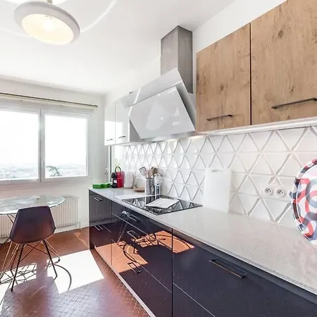 Apartment Calm And Breathtaking View With Balcony Lyon