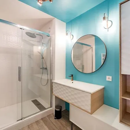 Calm And Breathtaking View With Balcony Apartment Lyon